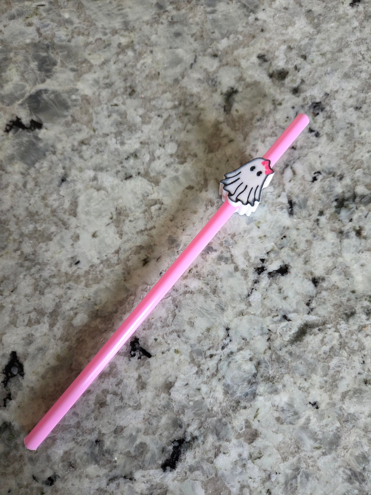 Ghost Straw Decoration (with straw)